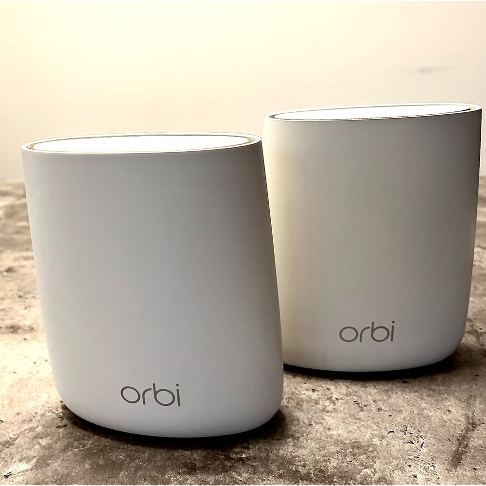 Netgear Tri-Band WiFi Mesh System Orbi Mini RBK22 2.2Gbps